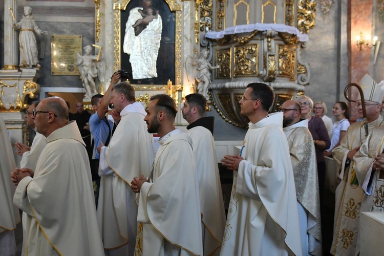 Ośrodek Reintegracji OIKOS we Wschowie poświęcony