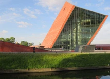 Historycy krytykują decyzję władz Muzeum II Wojny Światowej