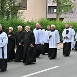 Drugi dzień uroczystości pogrzebowych ks. prał. Stanisława Szyszki 