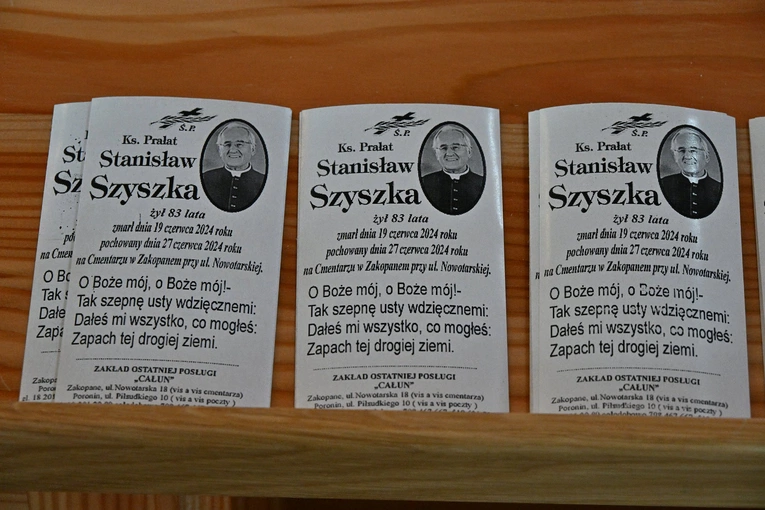 Drugi dzień uroczystości pogrzebowych ks. prał. Stanisława Szyszki 