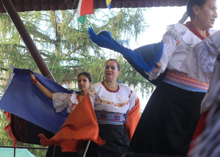 Miedzynarodowy Festiwal Zespołów Folklorystycznych w Kędzierzynie-Koźlu