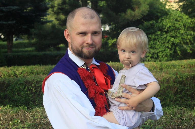Miedzynarodowy Festiwal Zespołów Folklorystycznych w Kędzierzynie-Koźlu