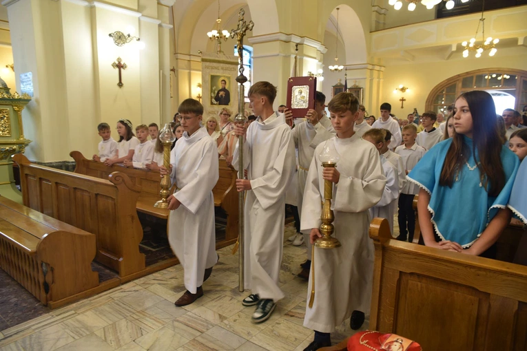 425 lat parafii w Starej Jastrząbce