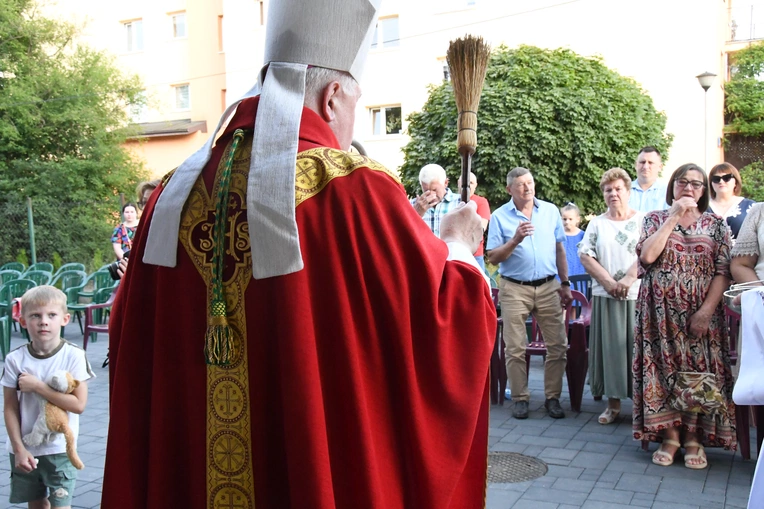 Poświęcenie kościoła Matki Bożej Pompejańskiej