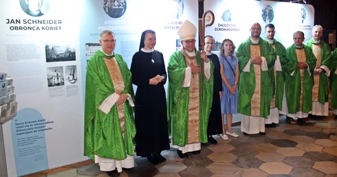 Gorliwy kapłan, który pomagał dziewczętom i kobietom. "Powinniśmy o nim dzisiaj przypominać"