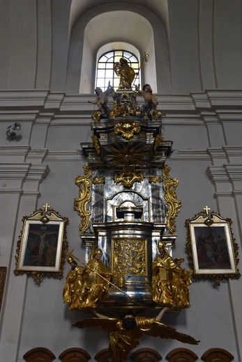 200 lat kościoła św. Idziego w Zakliczynie - wnętrze