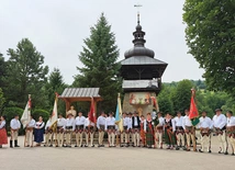 Ochotnica Dolna. Festyn "Zbuduj z nami kościół"