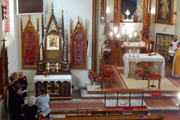 Witaj, bo przez ciebie Bóg miłosierny nawiedza swoją ziemię