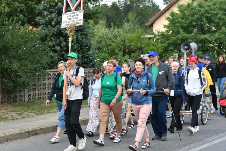 Z Klenicy na Jasną Górę