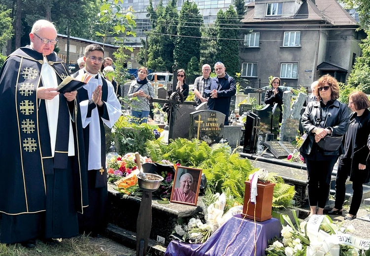 Ostatnie pożegnanie na cmentarzu Grunwaldzkim.