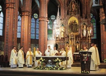Mszy św. w gliwickiej katedrze przewodniczył bp Sławomir Oder.