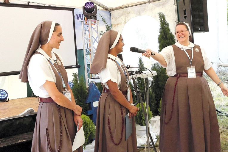 Ostatniego dnia gośćmi festiwalu były służebniczki Przebitych Serc Jezusa i Maryi.