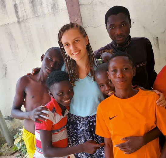 	Dominika w Nigerii.