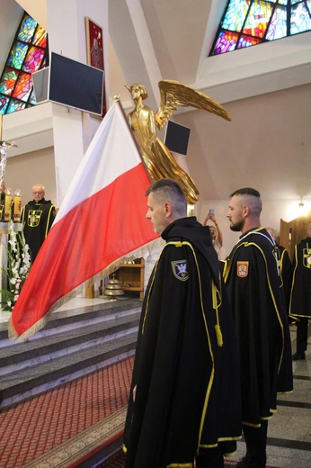 Pasierbiec. Erygowanie 200. chorągwi Zakonu Rycerzy św. Jana Pawła II