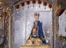 Pielgrzymka połączona była ze świętowanie 58. rocznicy koronacji cudownej figurki. 