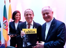 KUL przekazał 50 tys. zł dla powodzian z Brazylii