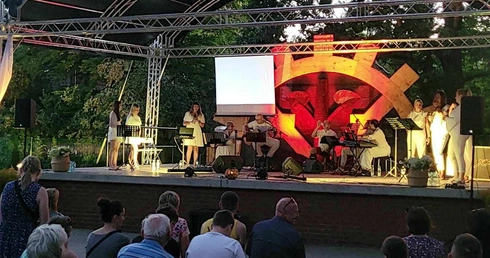 Skała zaprasza do Młynar