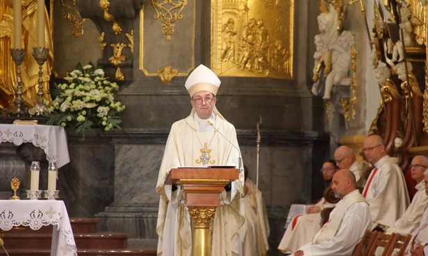 Abp Adrian Galbas na Jasnej Górze: Jesteście świadkami nadziei