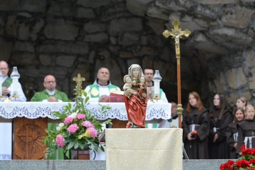 Pielgrzymka Dzieci do Babci Anny