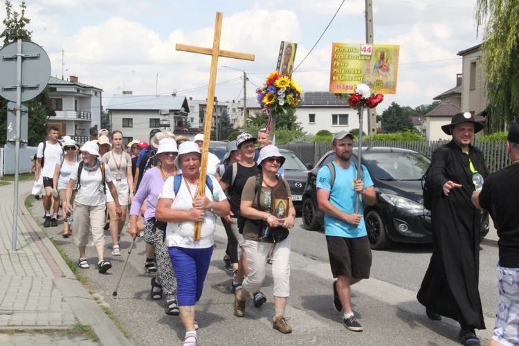 Przemyska pielgrzymka w Dąbrowie Tarnowskiej