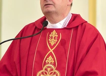 	– Eucharystia uobecnia mękę Golgoty – podkreśla kaznodzieja.