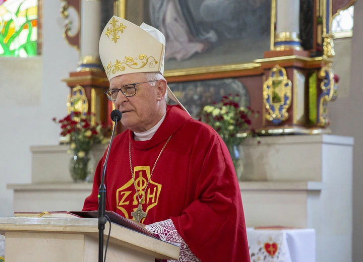 Bp Dajczak: Patrzcie na innych oczami Jezusa
