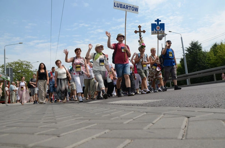 "Idę z Tobą" - wesprzyj pielgrzyma