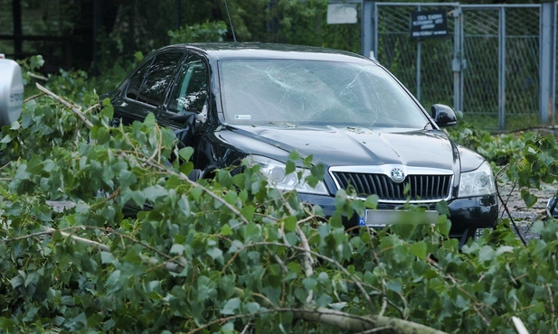 Śląskie. 118 zgłoszeń w związku z burzami