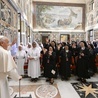 Papież do zgromadzeń zakonnych: módlcie się o powołania i dbajcie o formację