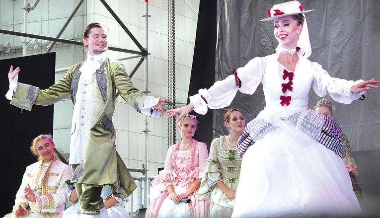 Wydarzenia inauguracyjne zachwyciły widzów.