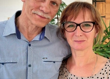 – Nie zawsze jest łatwo, ale z Bogiem i trudne kwestie są do rozwiązania – mówią Dorota i Wiesław. 