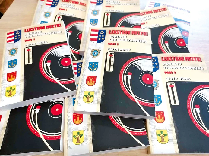 Należy się spieszyć z kupnem, książka bowiem rozchodzi się niczym ciepłe bułeczki, a dodruku, jak zaznacza autor, nie będzie.