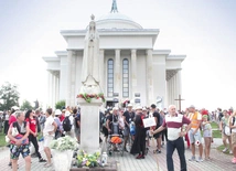 Przemyska pielgrzymka w Dąbrowie Tarnowskiej.