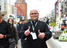 	Kapłan jest kierownikiem nurtu gorzowskiego.