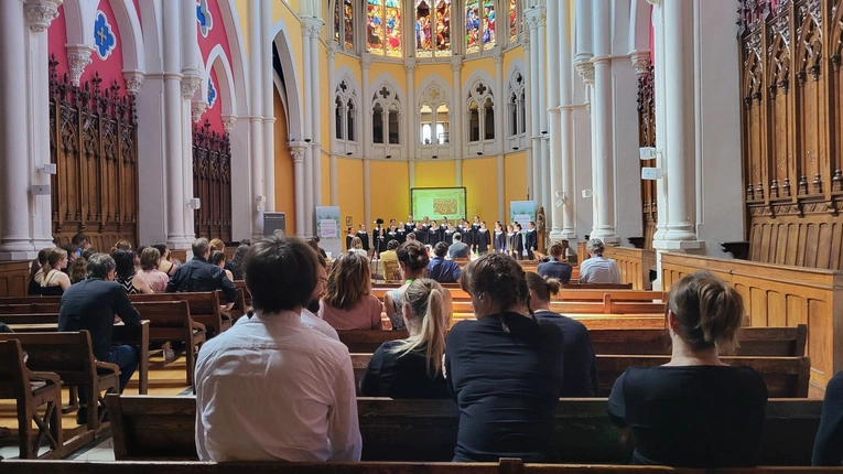 Puellae Orantes w Prowansji