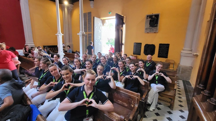 Puellae Orantes w Prowansji