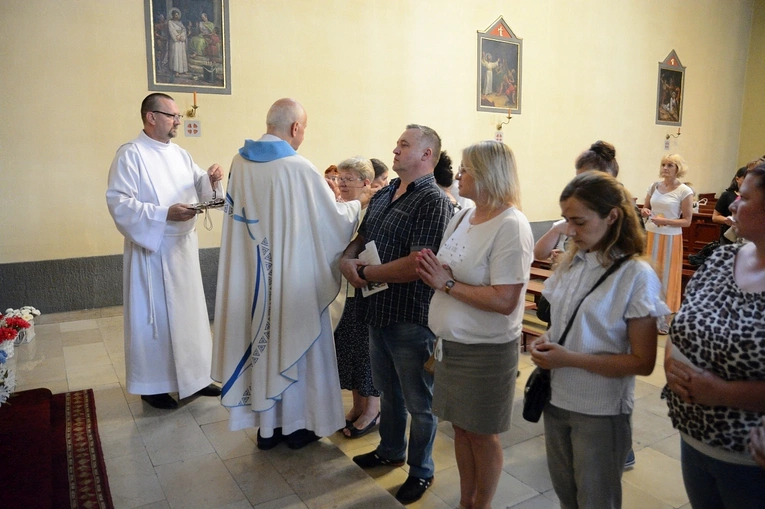 Przyjęcie szkaplerza karmelitańskiego