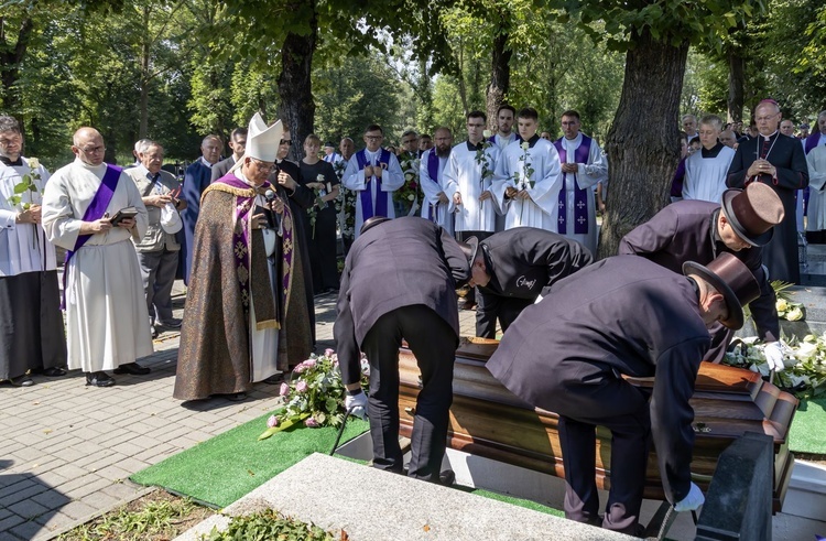 Pogrzeb śp. ks. Krzysztofa Śmigiery