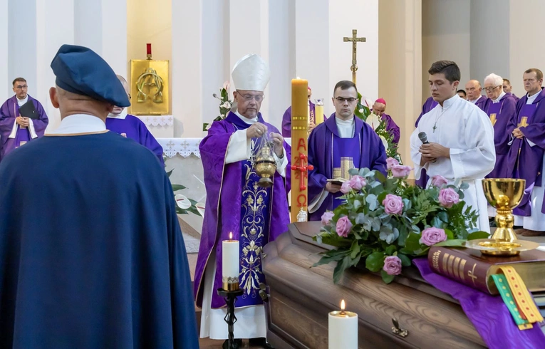 Pogrzeb śp. ks. Krzysztofa Śmigiery