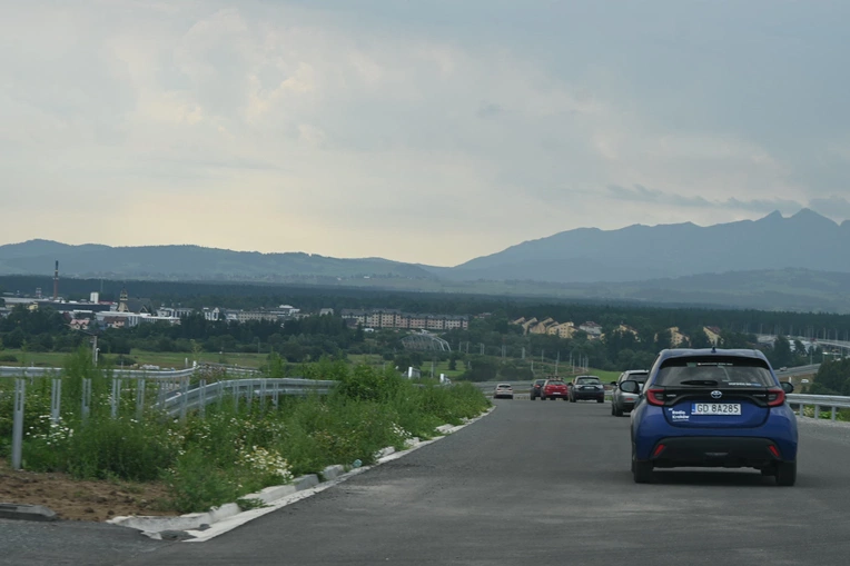 Nowa zakopianka widziana "z ziemi"