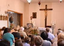 Przyoblec szatę zależności od Boga