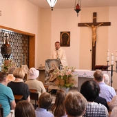 Przyoblec szatę zależności od Boga