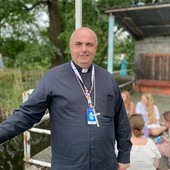 Bp Bab: Czas przestać mierzyć sukces Kościoła liczbą obsłużonych wiernych