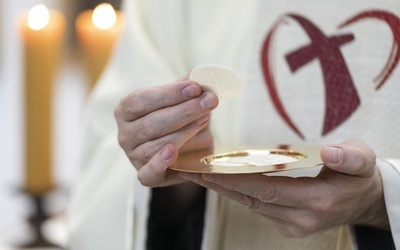 USA: odnowa Kościoła przez Eucharystię