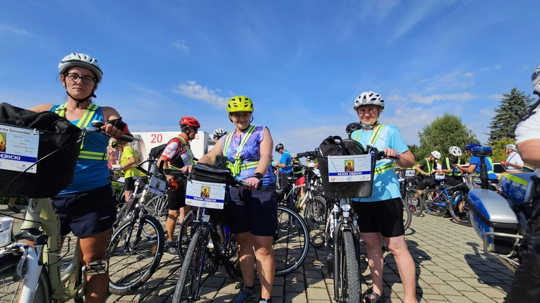 Początek II Rowerowej Pielgrzymki Tarnowskiej