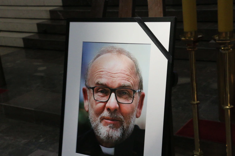 Uroczystości pogrzebowe ks. Marka Hajdyły - cz. 1