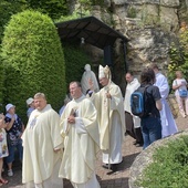 Abp Galbas: Weźmy Maryję nie tylko do swoich domów, ale bardziej do swojego życia