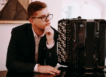 Sopocka muzyka wieczorową porą