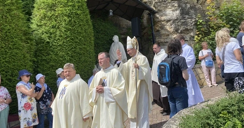 Abp Galbas: Weźmy Maryję nie tylko do swoich domów, ale bardziej do swojego życia