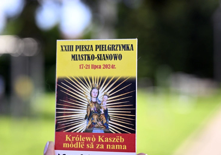 Idą do Królowej Kaszub